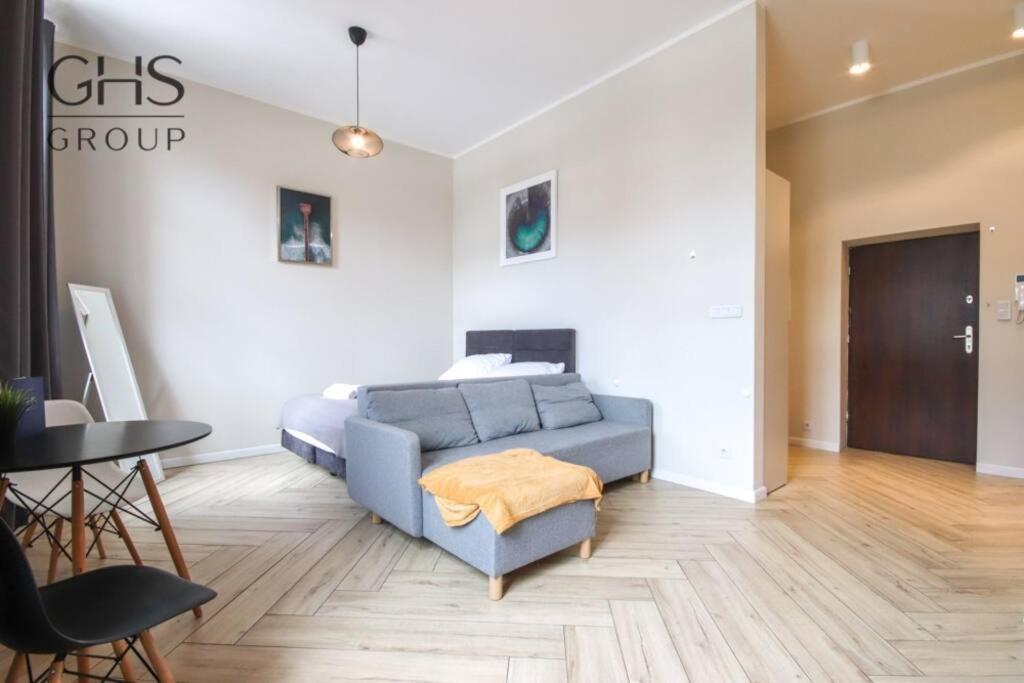 Piekny Apartament W Zabytkowej Kamienicy Krakow Bagian luar foto